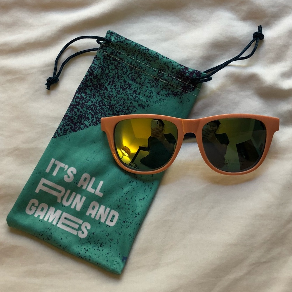 Lululemon Seawheeze 2018 sunglasses with case